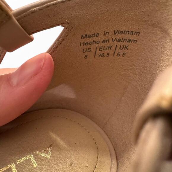 Aldo Alynia Beige Ankle Strap Heels Size 8 Stiletto Wedding Shoes - Picture 5 of 9